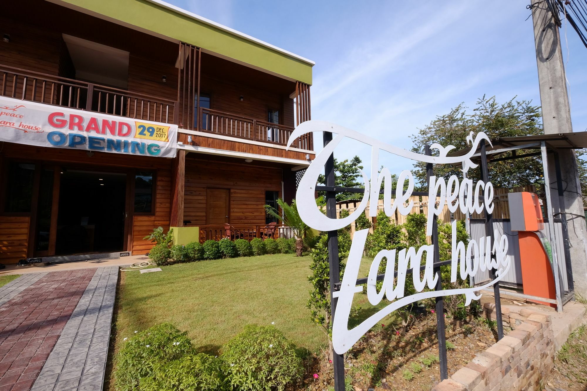 The Peace Tara House Hotel Koh Lanta Exterior photo